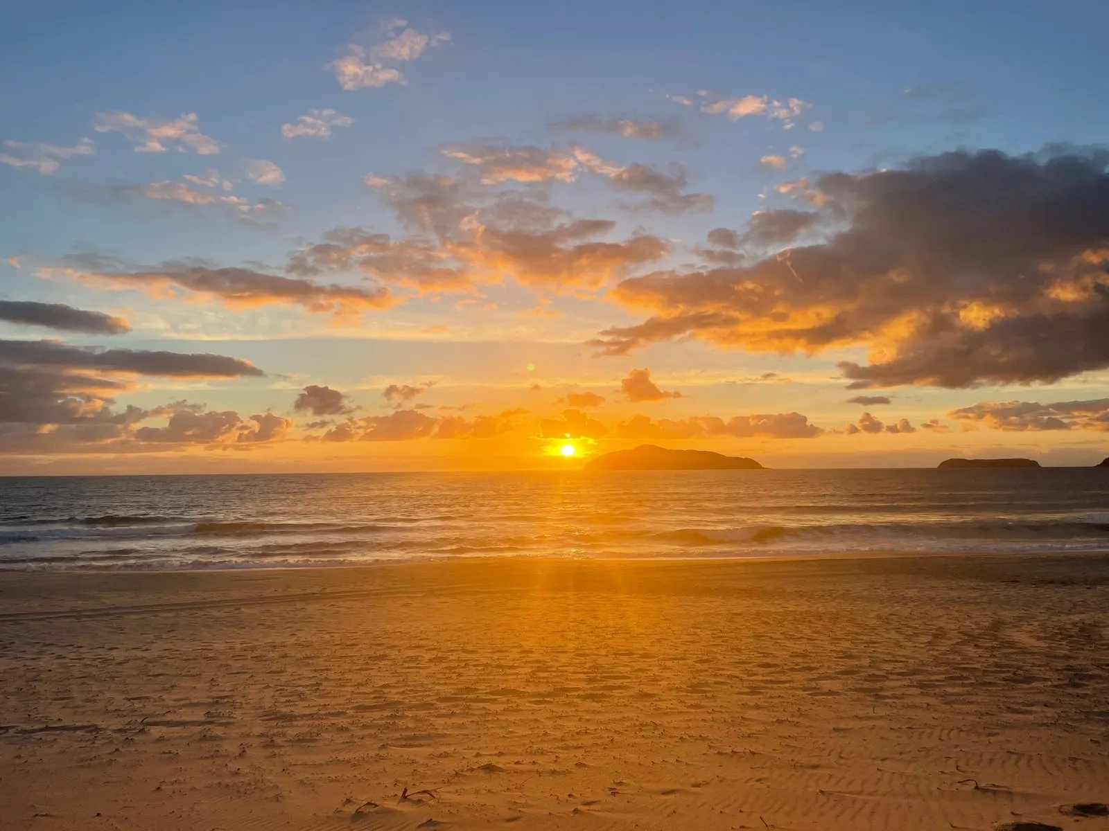 Sunrise at Bennetts Beach, Port Stephens with Broughton Island silhouette